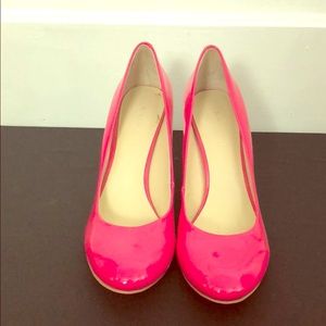 Hot pink Nine West pumps size 8